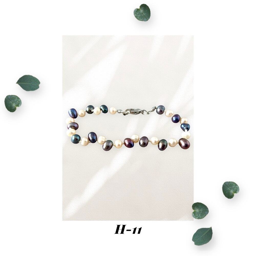 Knotted Freshwater Pearl Bracelet Peacock and Peach
